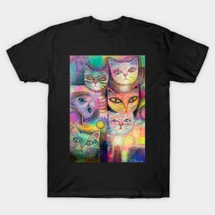 Mother cat and kittens T-Shirt